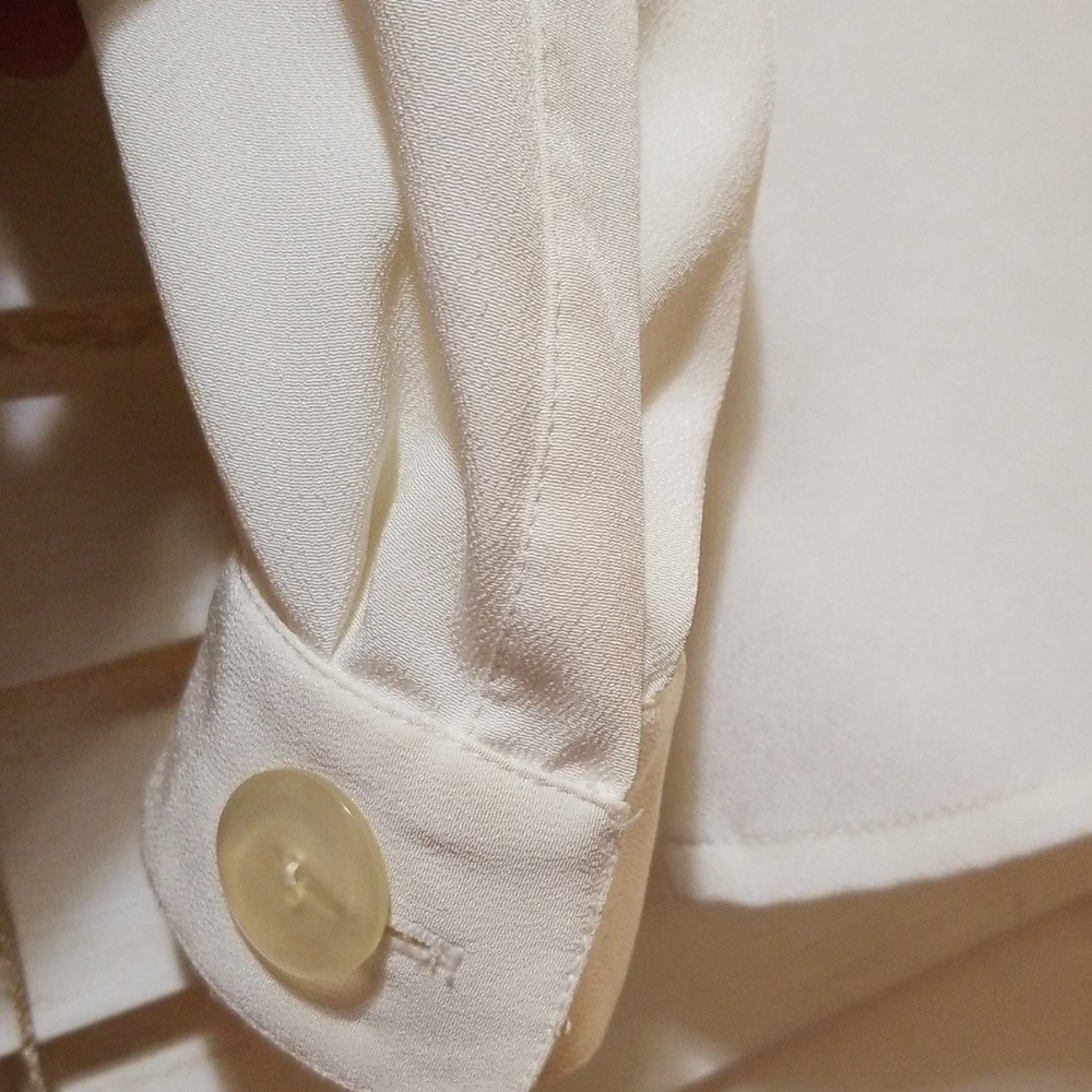 LIZ CLAIBORNE PETITES COLLECTION L/S BLOUSE 4 - Picture 3 of 7